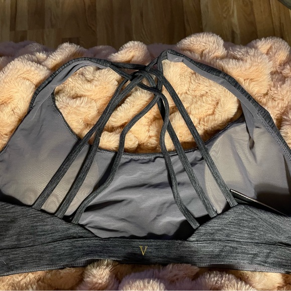 Brand new with tags Victoria Secret bra. Essential Strappy Sports Bra. - Picture 2 of 10